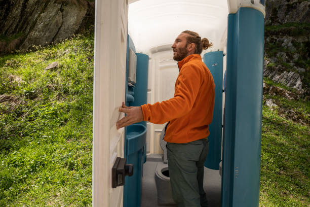Portable Toilet Options We Offer in Mccordsville, IN